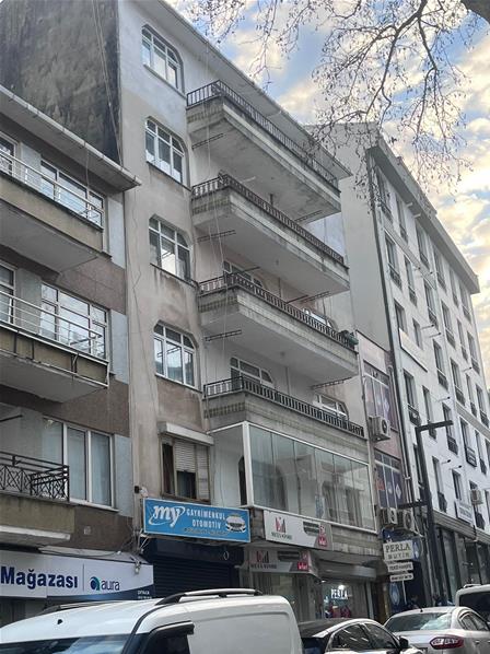 Çatalca Merkez Çarşı İçi’nde Kiracılı 2+1 Yatırımlık Daire
